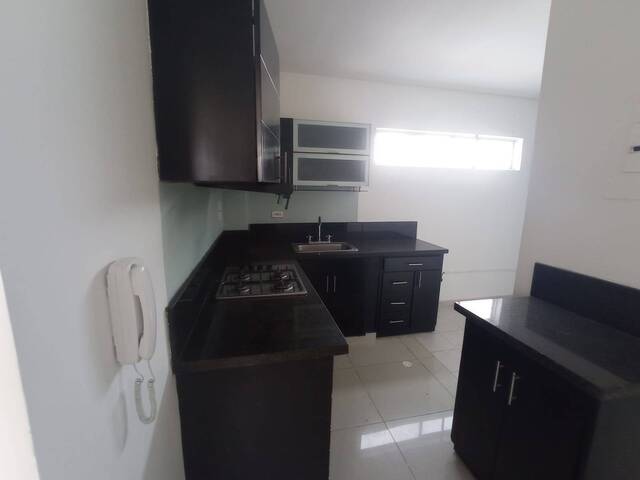 #1297 - Apartamento para Alquiler en Montería - COR - 3