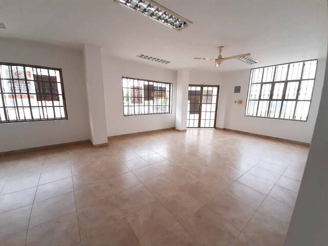 #328 - Casa para Alquiler en Montería - COR