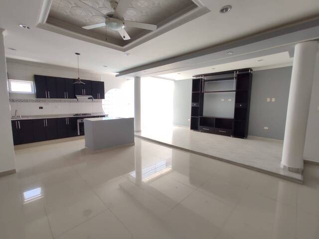 Apartamento para Alquiler en Montería - 2