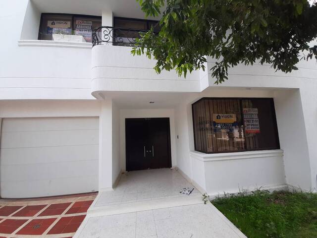 #381 - Casa para Alquiler en Montería - COR - 2