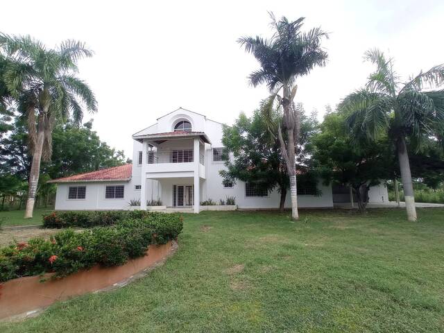 #495 - CasaFinca para Alquiler en Montería - COR - 2