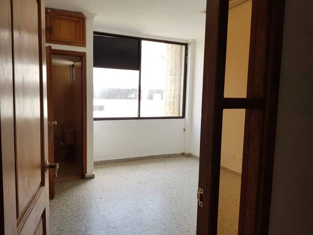 #5021 - Oficina para Alquiler en Montería - COR - 2