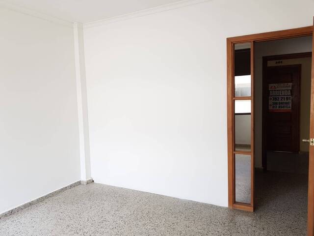 #5021 - Oficina para Alquiler en Montería - COR - 1