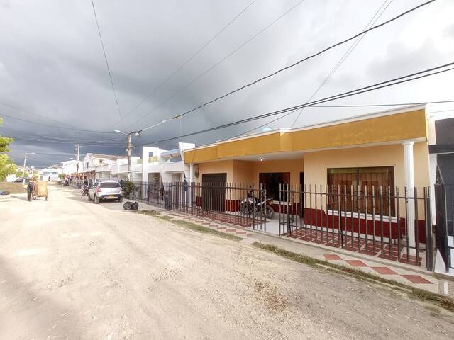 #736 - Casa para Venta en Montería - COR - 2