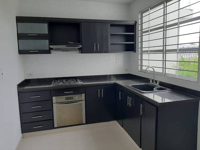 #765 - Apartamento para Venta en Montería - COR - 2