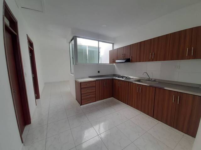 #832 - Apartamento para Alquiler en Montería - COR - 2