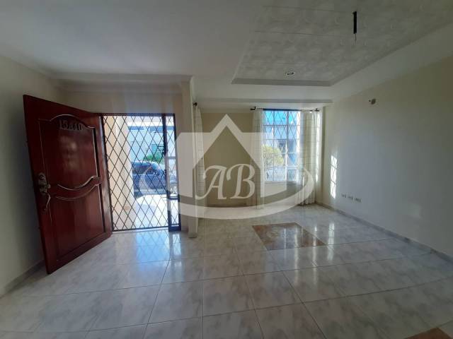 #914 - Casa para Venta en Montería - COR
