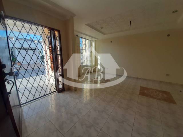 #914 - Casa para Venta en Montería - COR