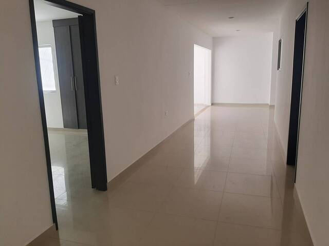 #957 - Casa para Venta en Montería - COR - 3