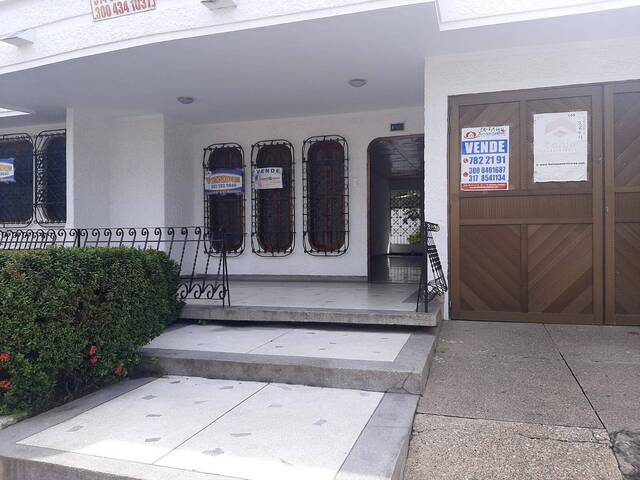 #5144 - Casa para Venta en Montería - COR - 2