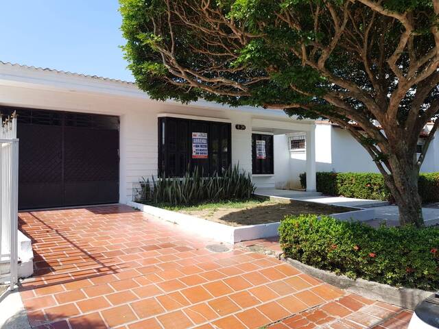 #947 - Casa para Alquiler en Montería - COR - 1