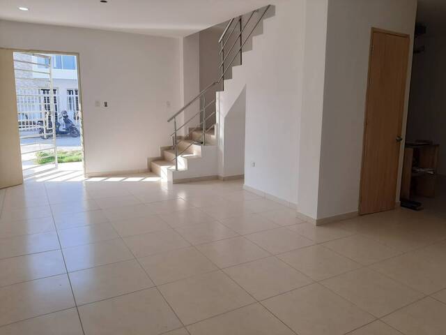 #971 - Casa para Venta en Montería - COR - 2