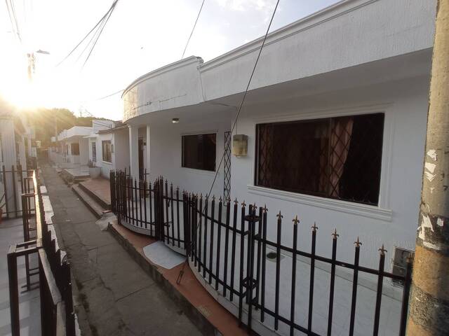 #980 - Casa para Venta en Montería - COR - 1