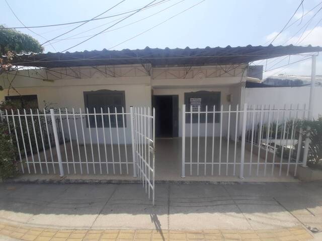 #977 - Casa para Alquiler en Montería - COR - 1