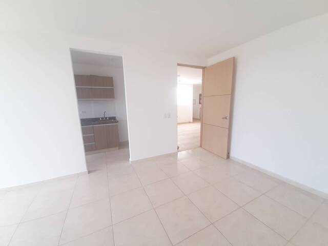 #999 - Apartamento para Alquiler en Montería - COR - 3