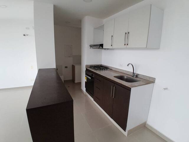 #1040 - Apartamento para Alquiler en Montería - COR - 3