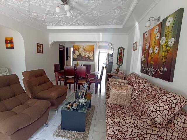 #1048 - Casa para Venta en Montería - COR - 2