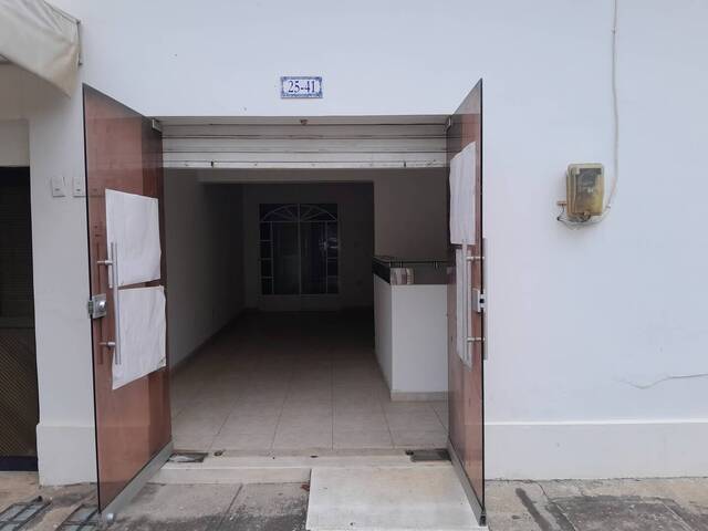 #1077 - Oficina para Alquiler en Montería - COR - 1