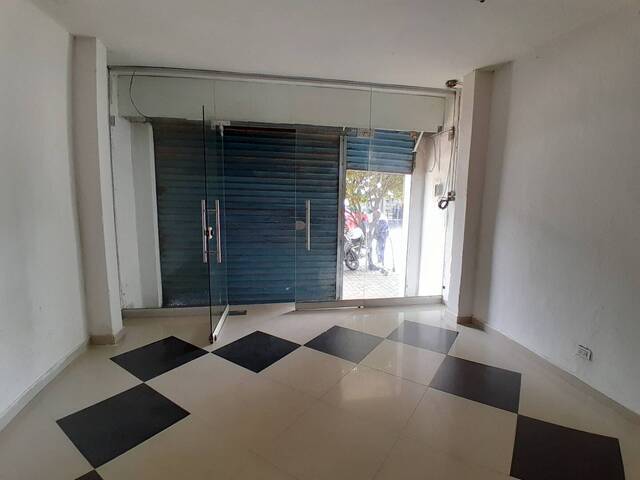 #1076 - Local para Alquiler en Montería - COR - 2