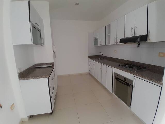 #1085 - Apartamento para Alquiler en Montería - COR - 3