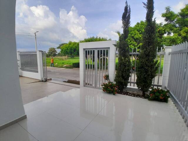#1100 - Casa para Venta en Montería - COR - 2