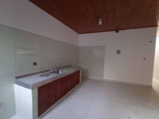 #1205 - Casa para Alquiler en Montería - COR - 3