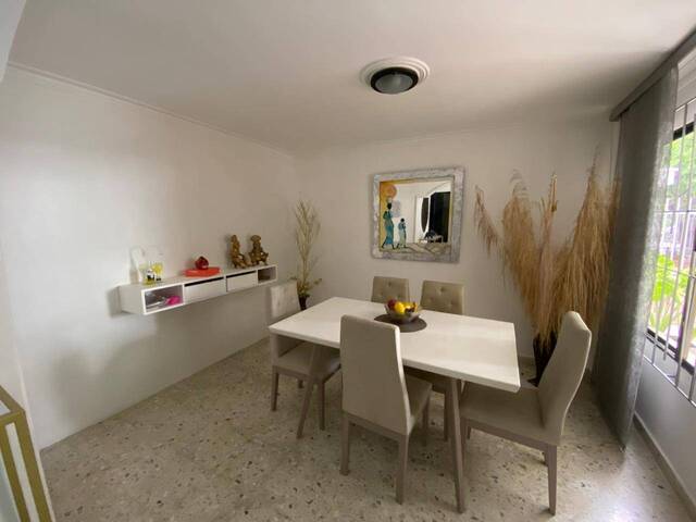 #1208 - Casa para Alquiler en Montería - COR - 2