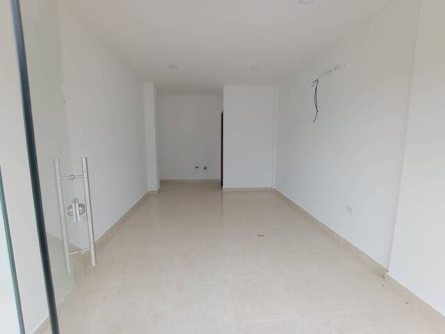 #1231 - Oficina para Alquiler en Montería - COR - 2