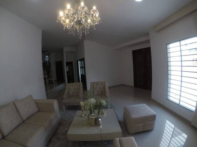 #1241 - Casa para Alquiler en Montería - COR - 3