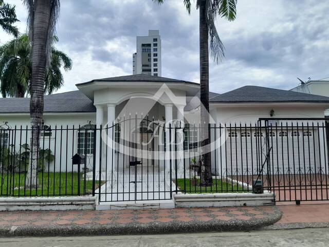 #1247 - Casa para Alquiler en Montería - COR