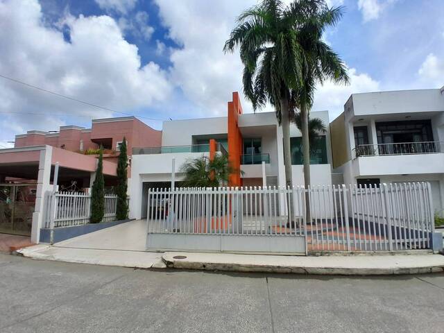 #5145 - Casa para Venta en Montería - COR