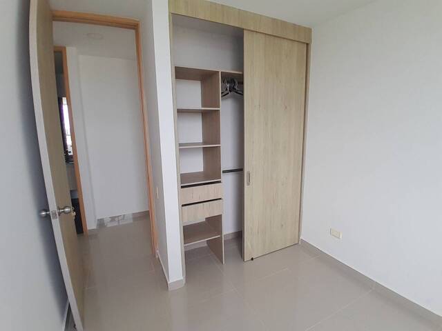 #1330 - Apartamento para Alquiler en Montería - COR - 2