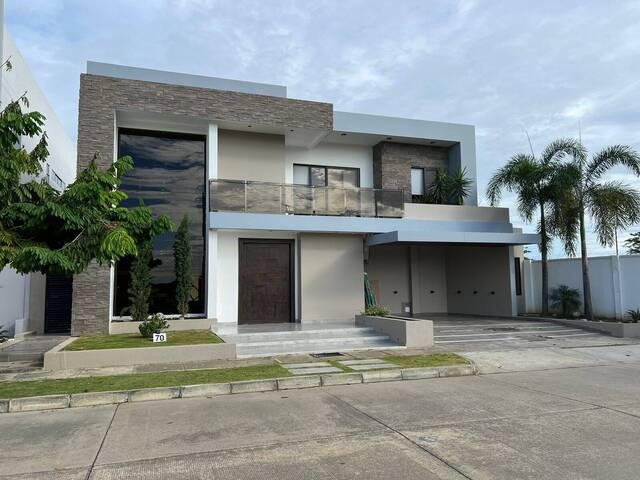 #1338 - Casa para Venta en Montería - COR