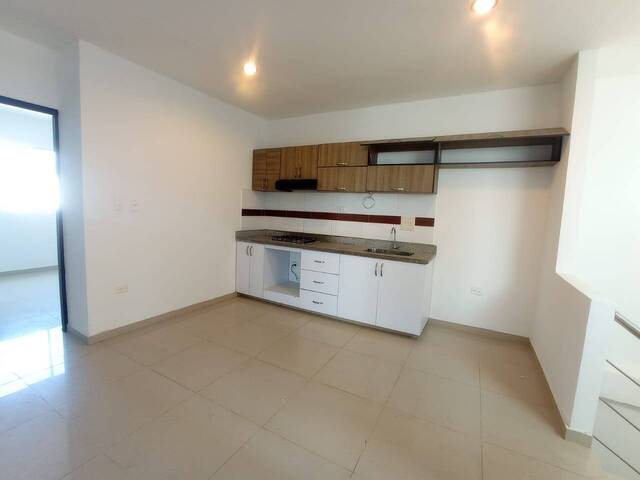 #1378 - Apartamento para Alquiler en Montería - COR - 2