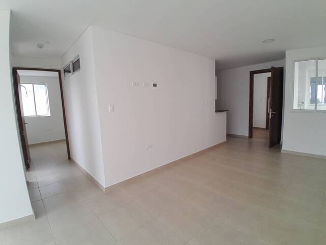 #1418 - Apartamento para Alquiler en Montería - COR - 2