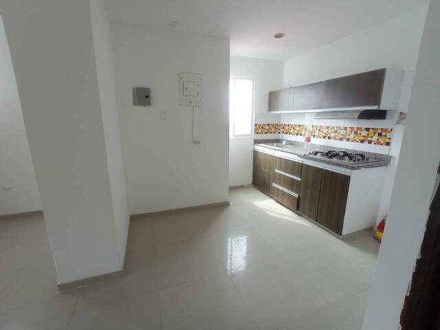 #1461 - Apartamento para Alquiler en Montería - COR - 2
