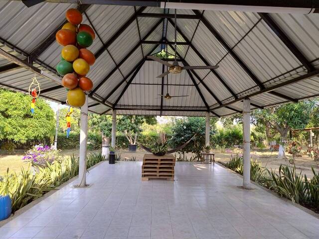 #1538 - CasaFinca para Venta en Montería - COR - 2