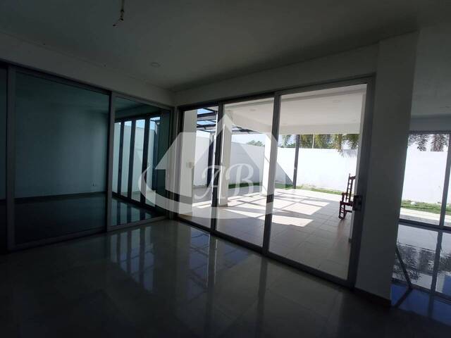 #1587 - Casa para Venta en Montería - COR