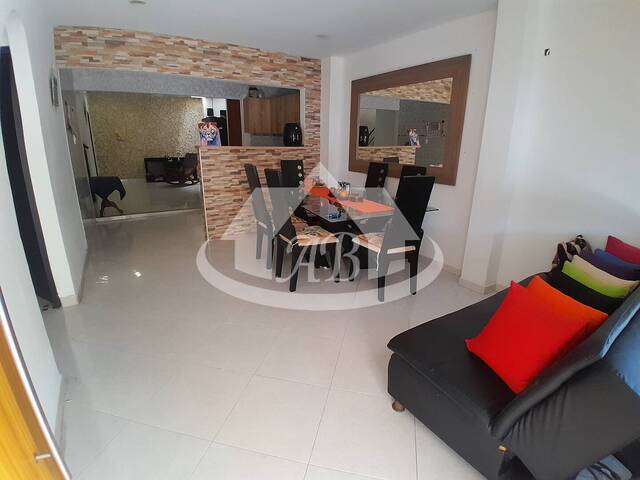 #1733 - Casa para Venta en Montería - COR