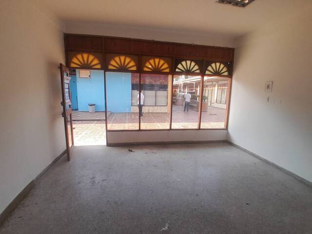 #1831 - Oficina para Alquiler en Montería - COR - 2