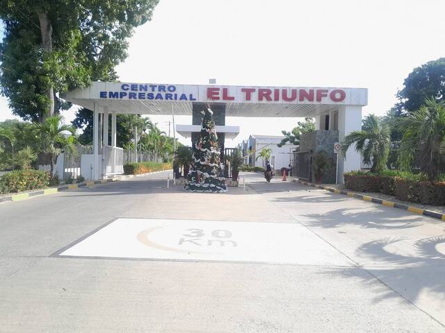 #1839 - Bodegas para Alquiler en Montería - COR - 1