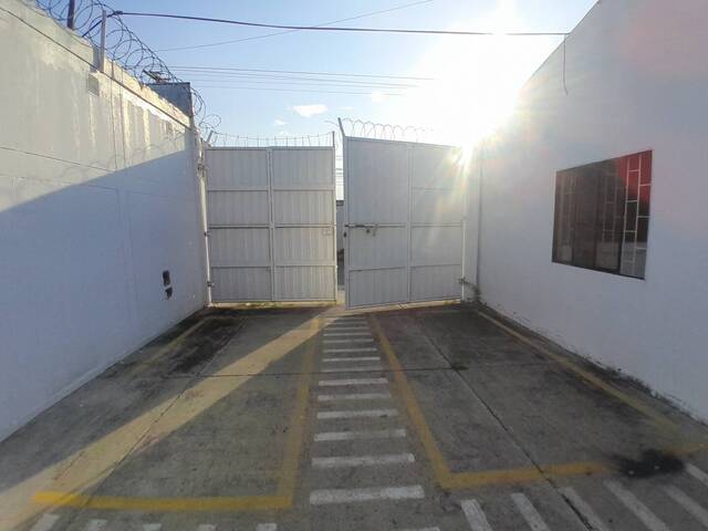 #1841 - Local para Alquiler en Montería - COR - 3