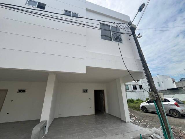 #1947 - Casa para Venta en Montería - COR - 1