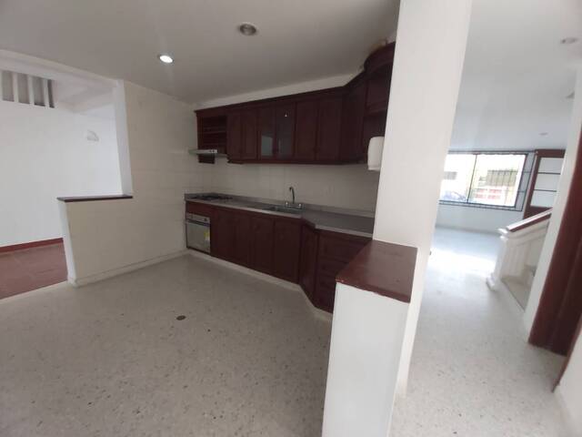 #1957 - Casa para Venta en Montería - COR - 3