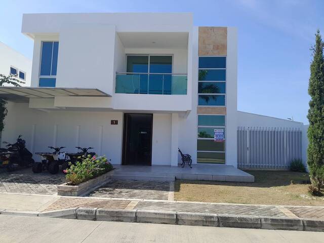 #9043 - Casa para Venta en Montería - COR - 1