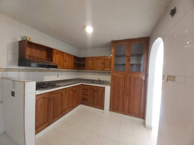 #9046 - Casa para Alquiler en Montería - COR - 2