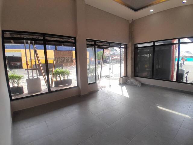 #9069 - Local para Alquiler en Montería - COR - 2