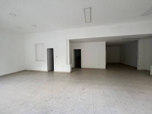 #9064 - Oficina para Alquiler en Montería - COR - 2