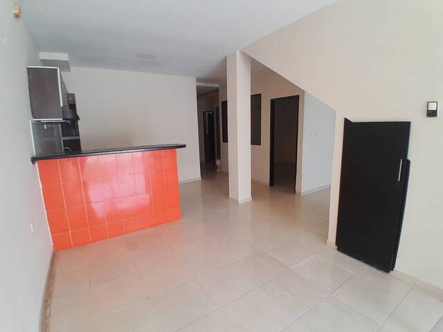 #9196 - Casa para Alquiler en Montería - COR - 2