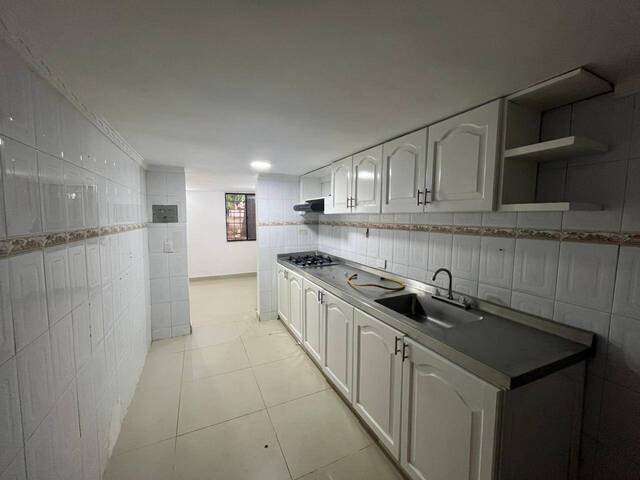 #1914 - Casa para Alquiler en Montería - COR - 2